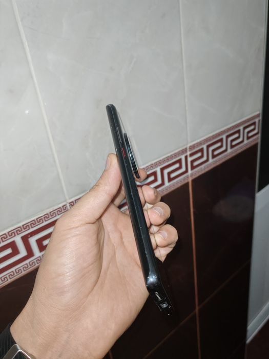 Huawei mate 40 pro 8+8/256GB ideal xolatda IMEI otgan