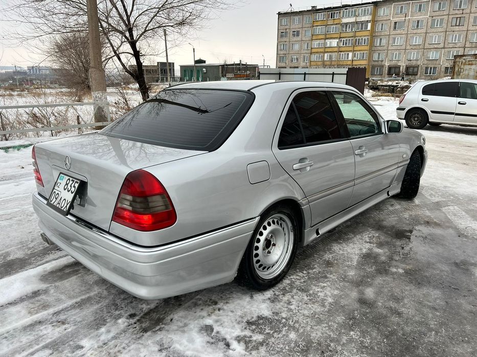 Мерс чистый японец