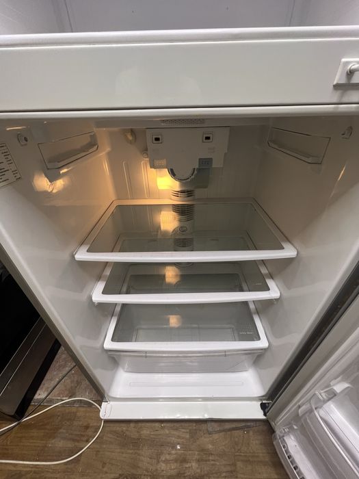 Холодильник SAMSUNG