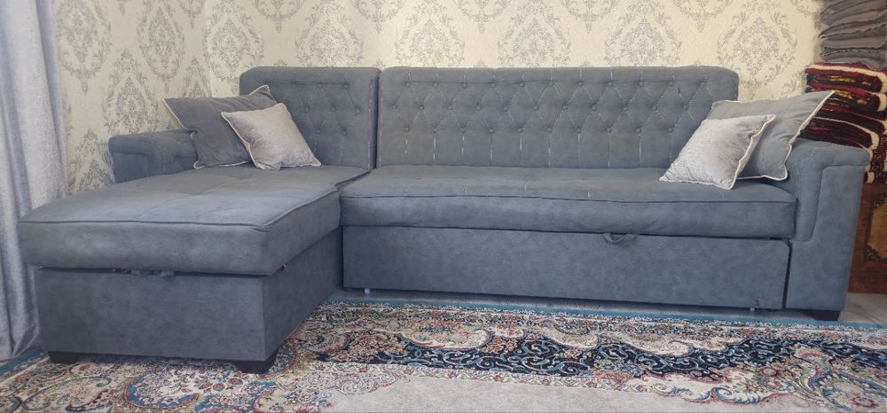 Yumshoq mebel sotiladi