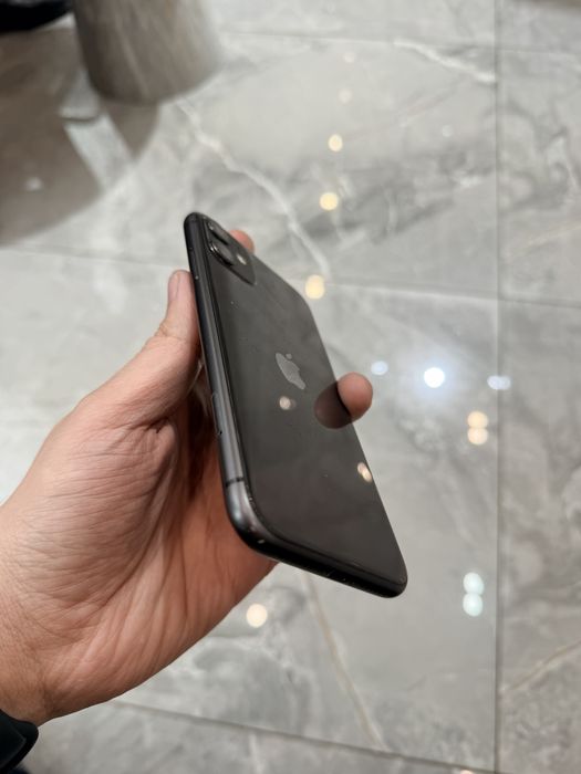 IPhone 11/128Gb - В отличном состоянии