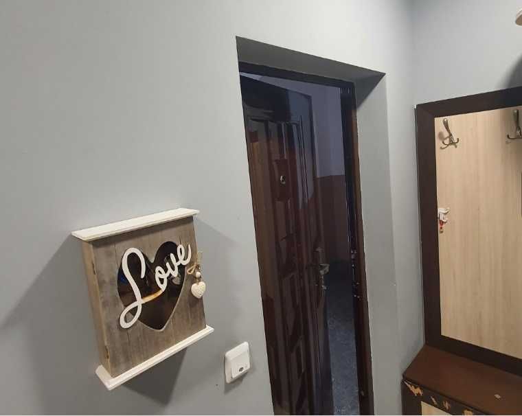 Продава се Двустаен апартамент в Варна, Център - 48 кв.м за 1998 €/кв.м - Снимка #13