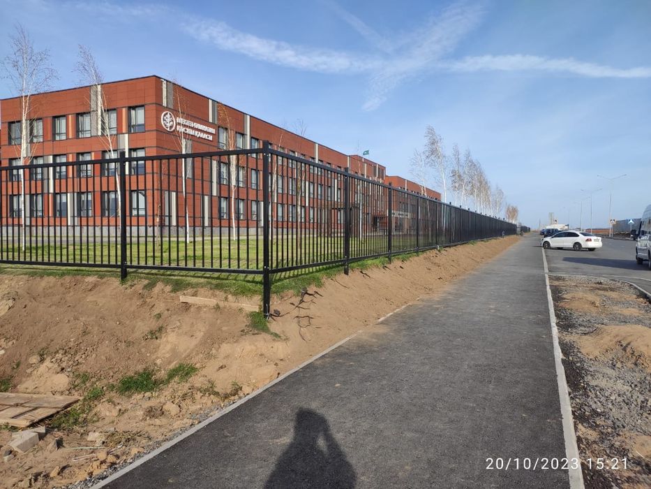 Монтаж ограждения из 3Д сетки