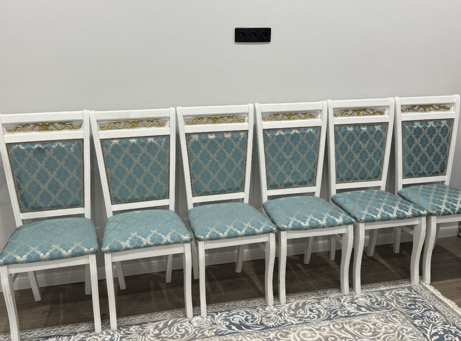 Стулья из дерева