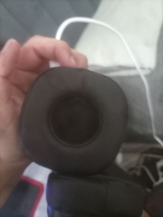 Наушники WIRELEss