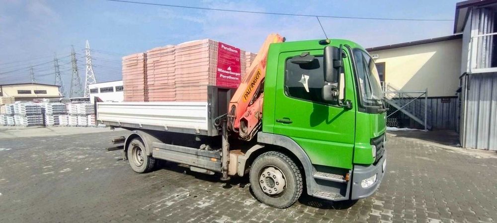 Транспортни услуги със самосвал с кран. София