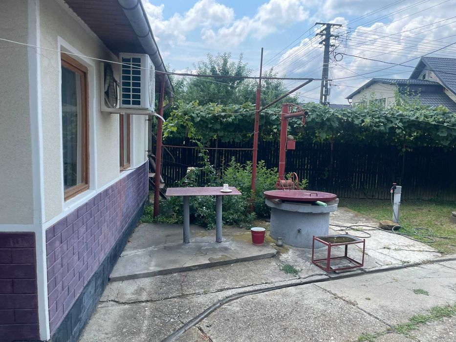 Casa de vanzare in Sat Ghirdoveni Com ILCaragiale Jud Dambovita