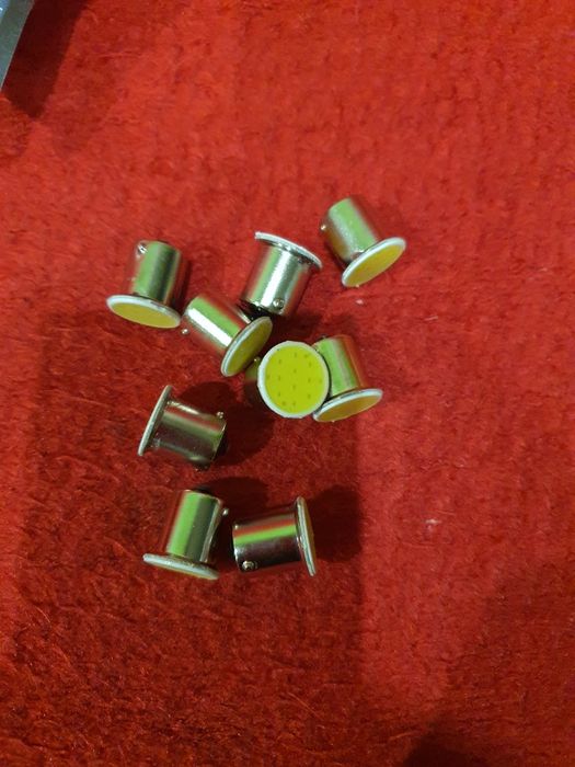 Лед крушки за Автомобили