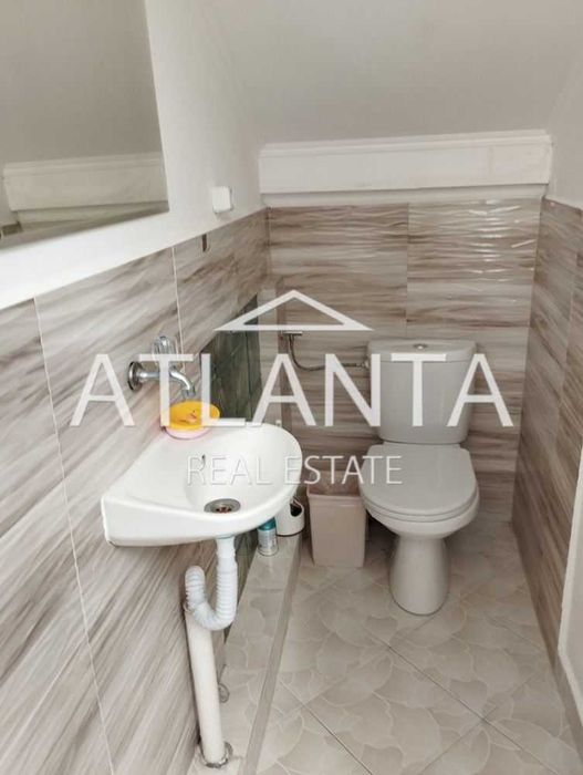 Дава се под наем Къща в Варна, Бриз - 130 кв.м за 1200 € - Снимка #9