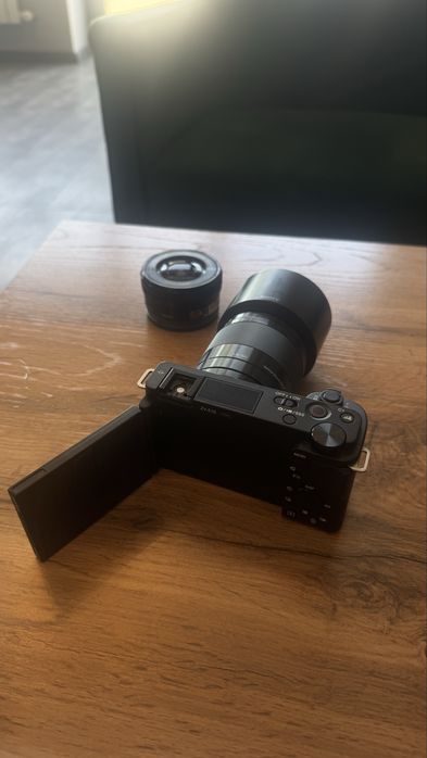 Продам камеру Sony zv E10
