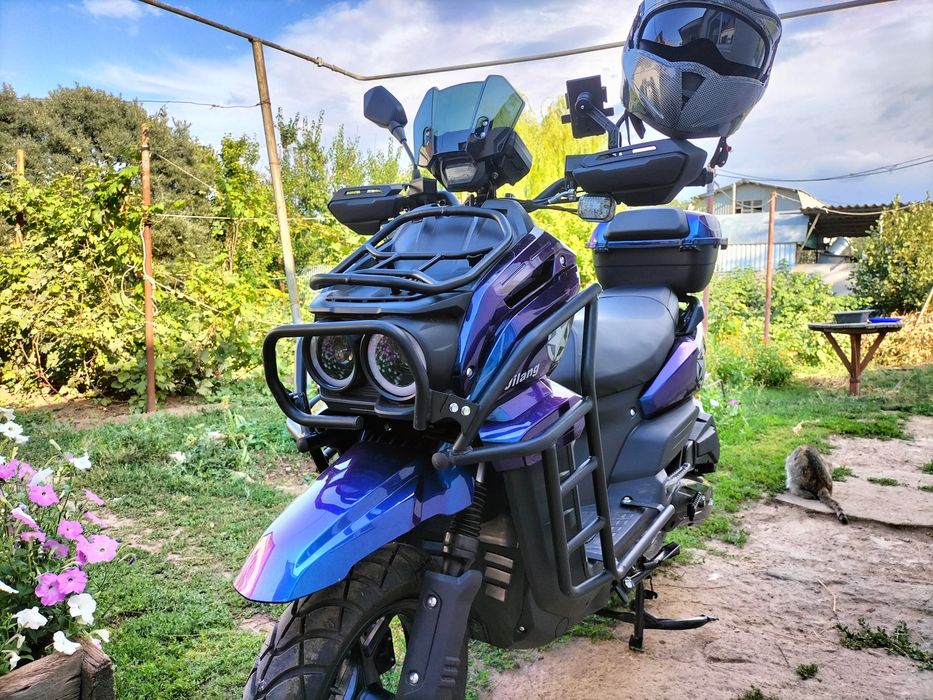 Продам скутер Танк