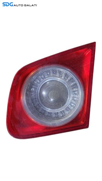 Stop Lampa Tripla Dreapta Led de pe Haion Volkswagen Jetta 3 2005 - 2010 Cod 1K5945094 [L7950]