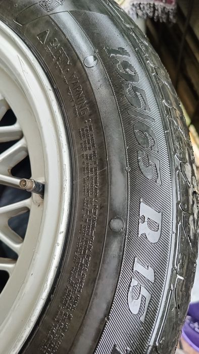 Срочно срочно продам зимние шины с диском Б/У