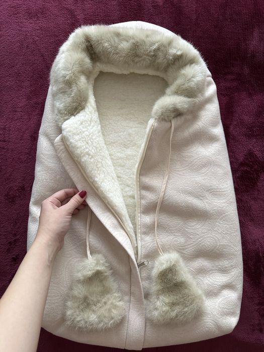 Конверт и комбинезон на выписку