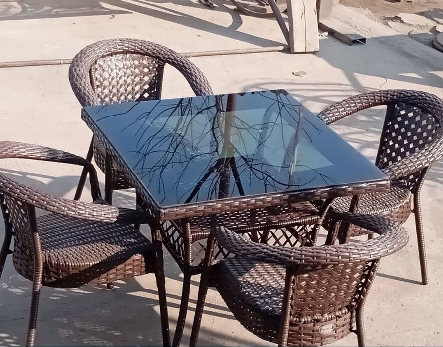 Ratan stollar oʻptim narxlarda