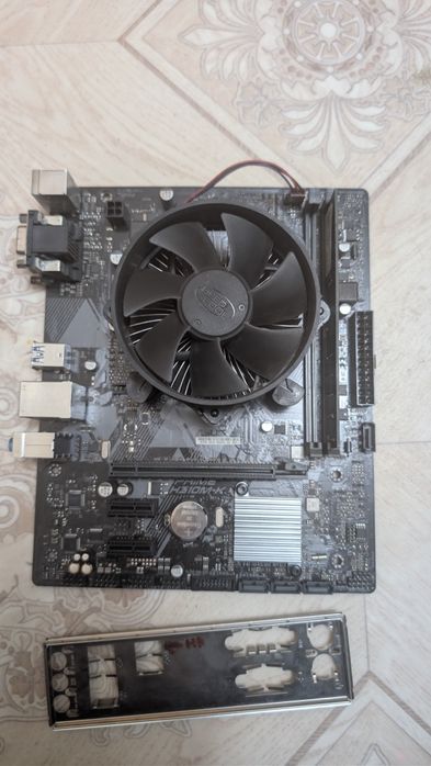 Продам материнская плата с процессором