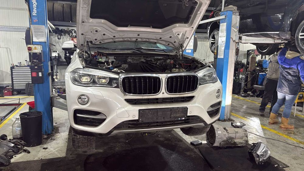 Dezmembrez BMW X6 F16