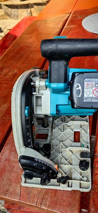 Circular makita prin plonjare DSP600
