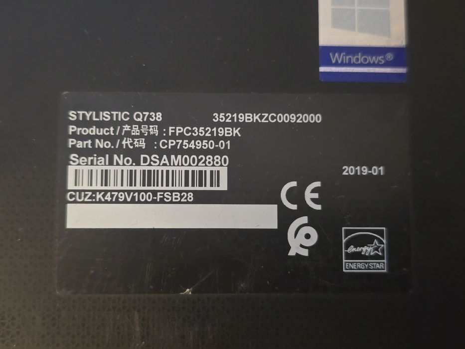 Fujitsu Stylistic Q738