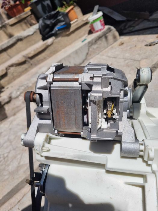 Пералня Siemens WM14A162/11 на части