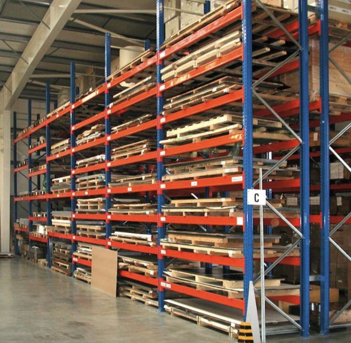 Rafturi metalice industriale