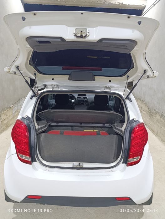 Spark sotiladi srochni