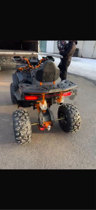 Квадроцикл почти новый