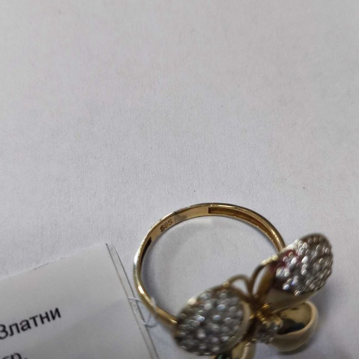 Златен пръстен 3.64гр.