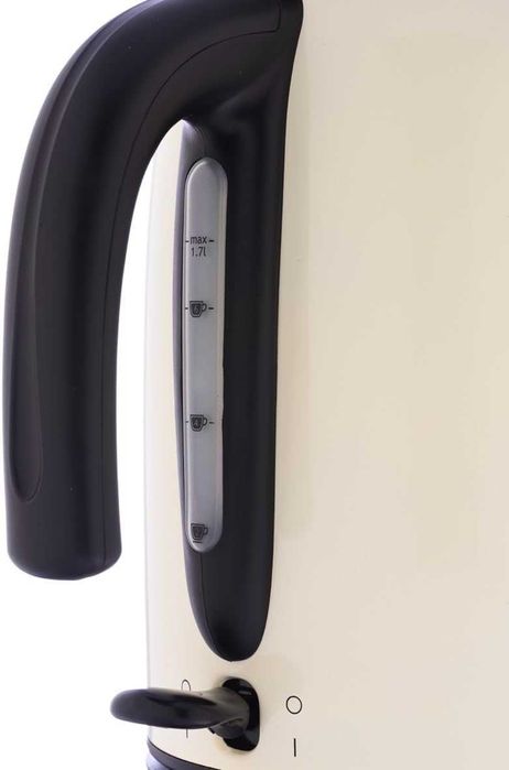 Електрическа кана Russell Hobbs 1.7л, 2400W, функция бързо затопляне