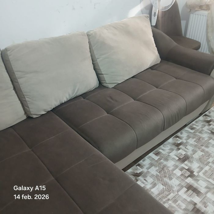 Vand coltar de living stare ca nou