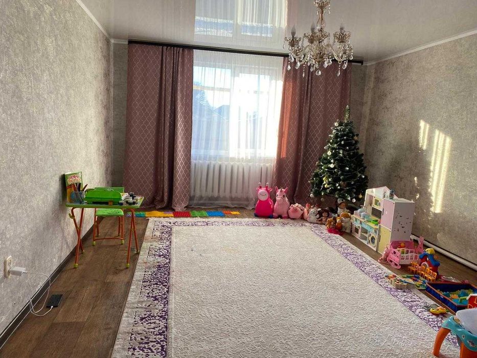 Продам дом в Аксае ЗКО.