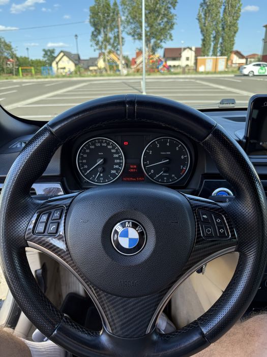 BMW e93 320i 170hp