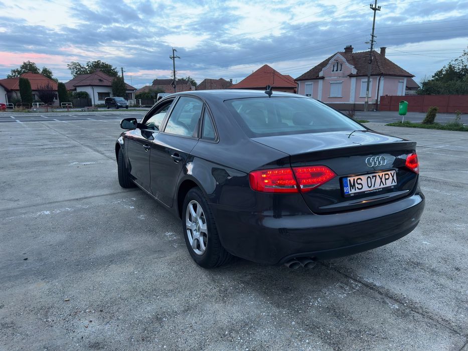 AUDI A4 2010 — imagine 4
