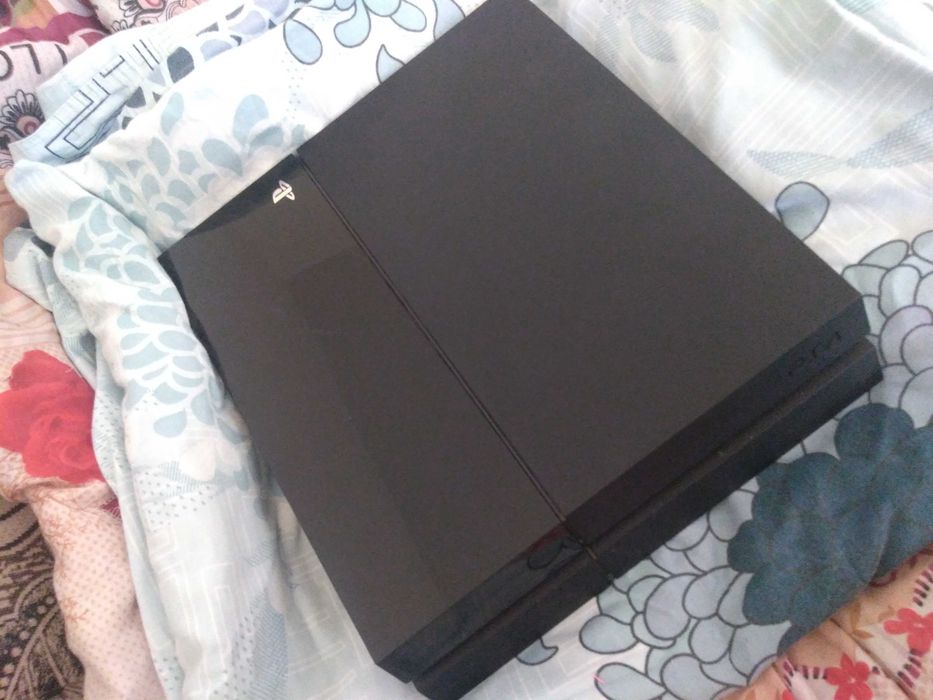 PS4 Sony fat 500gb