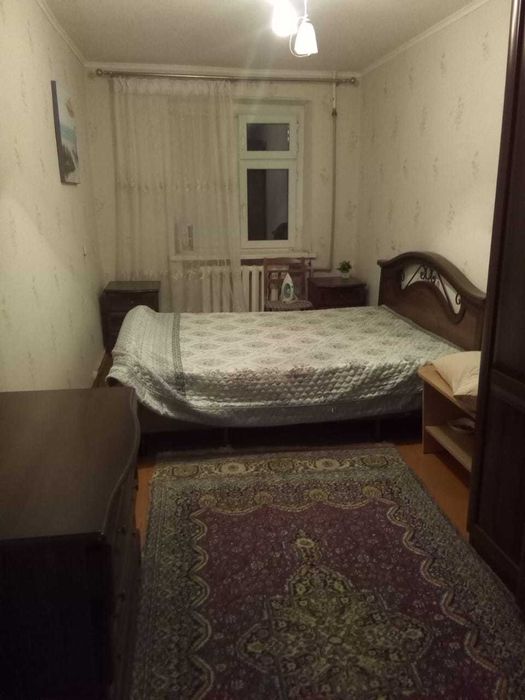 Продам квартиру 2х компанию в центре