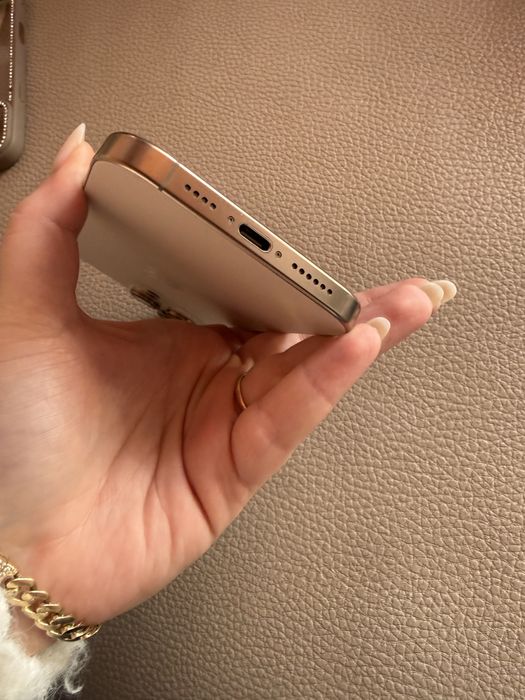 Vand iphone 16 pro max