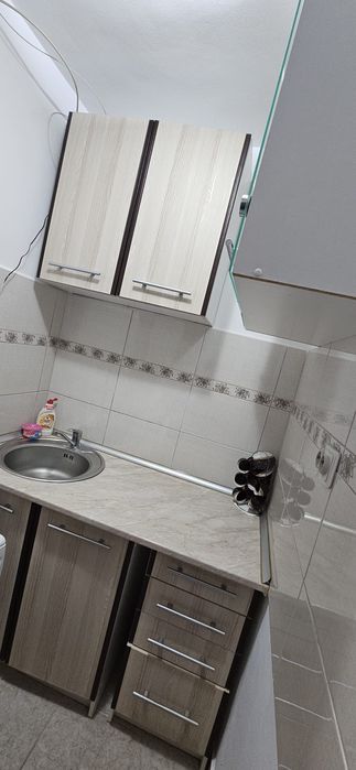 Vand garsoniera Baile Herculane zona centrala