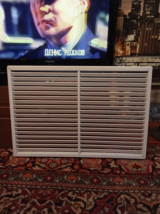 Продам Радиаторная решетка