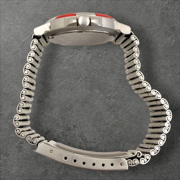 Oris Hi-Tech Quartz мъжки часовник