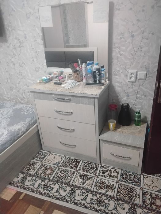 Spani mebel sotiladi