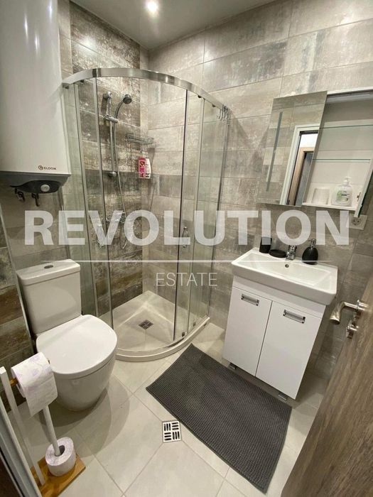 Дава се под наем Двустаен апартамент в Варна, Младост 1 - 60 кв.м за 488.58 € - Снимка #4