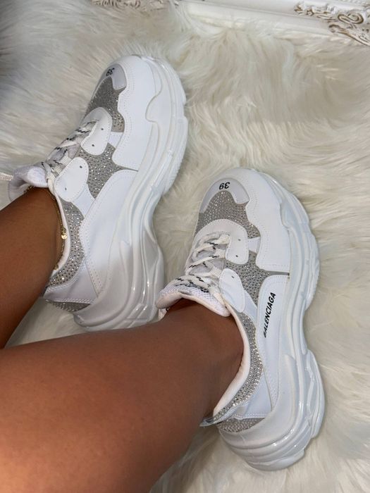 Adidași damă modele superbe
