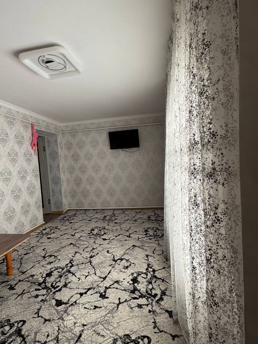 Hovli sotiladi 4 Hona