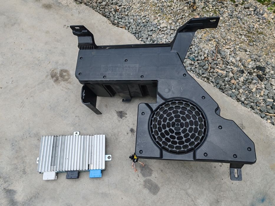 Tub bass amplificator statie Citroen C5 250lei