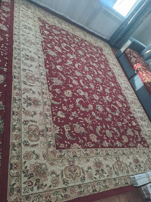 Ковры б/у продаю