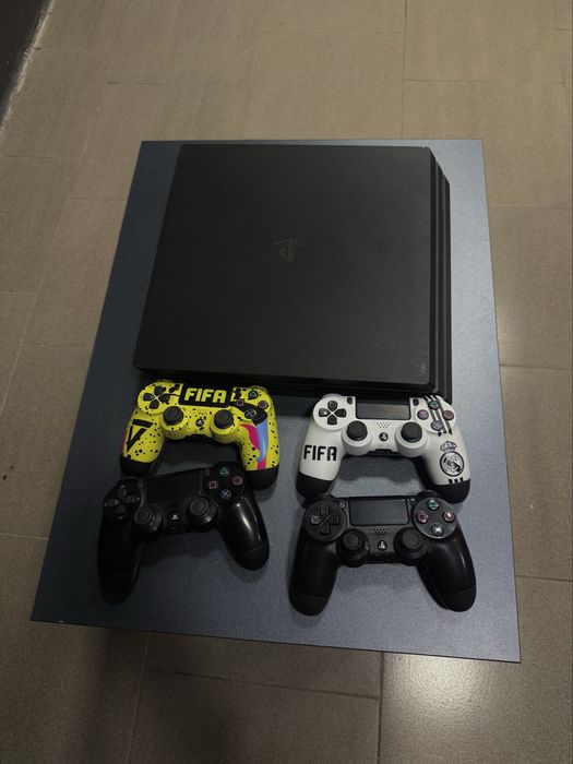 Playstation 4 va 3. Android Smart TV 50 talik