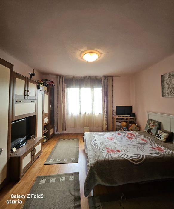 Casa Sanmartin ideala pt pensiune, restaurant, teren intre 500-2200 mp