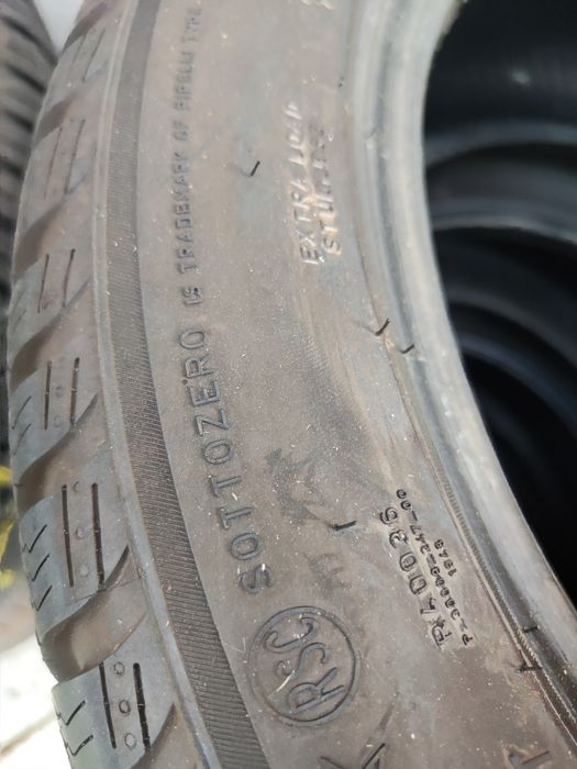 2 бр зимни  225/50/17 Pirelli 25г