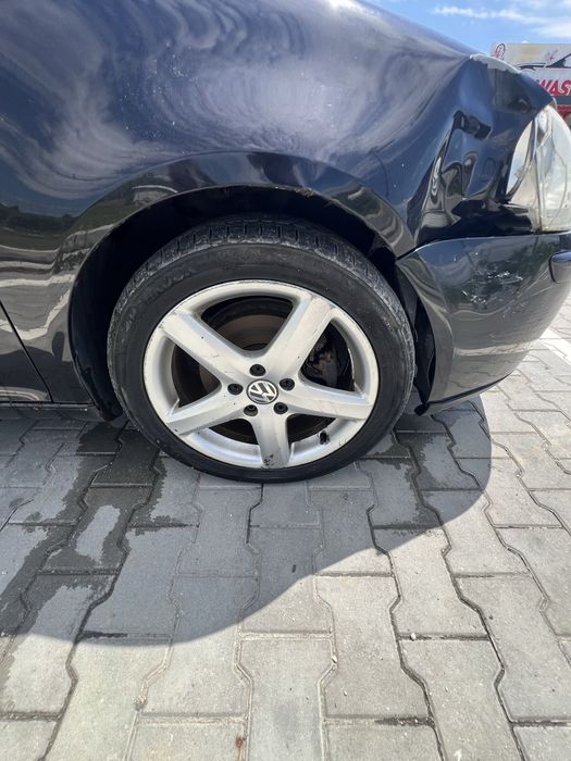 Dezmembrez VW Golf 5 2.0TDI BMM 6+1 Manual Piele LC9Z