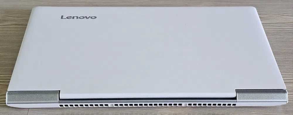 Лаптоп Lenovo IdeaPad 700-15ISK
